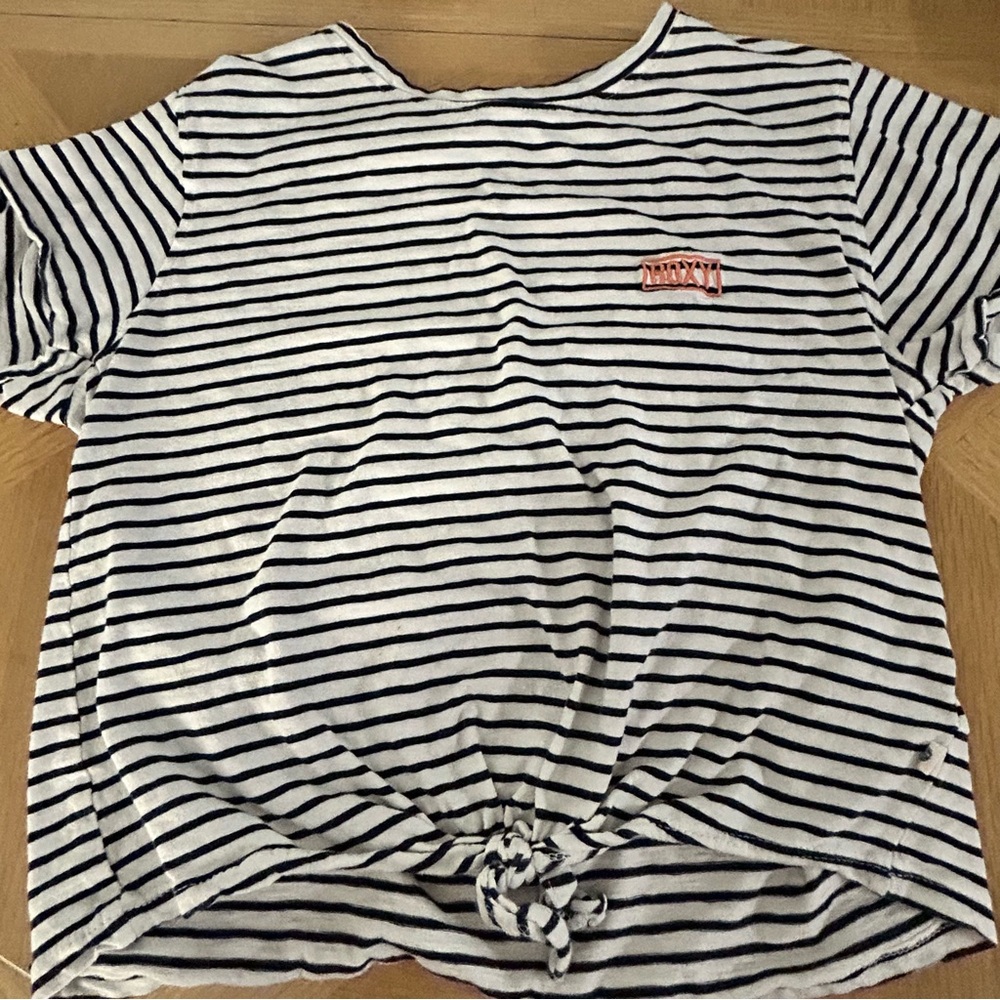 Juniors size Medium‎ Roxy Striped Cotton  T-Shirt